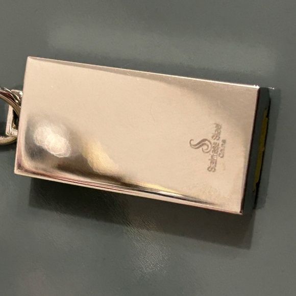 Gold Plated and Stainless Steel Keychain - Picture 2 of 5